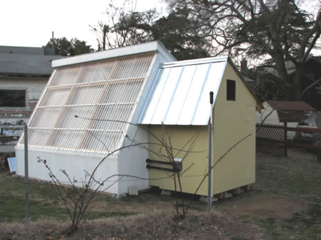 solar tank for greenhouse