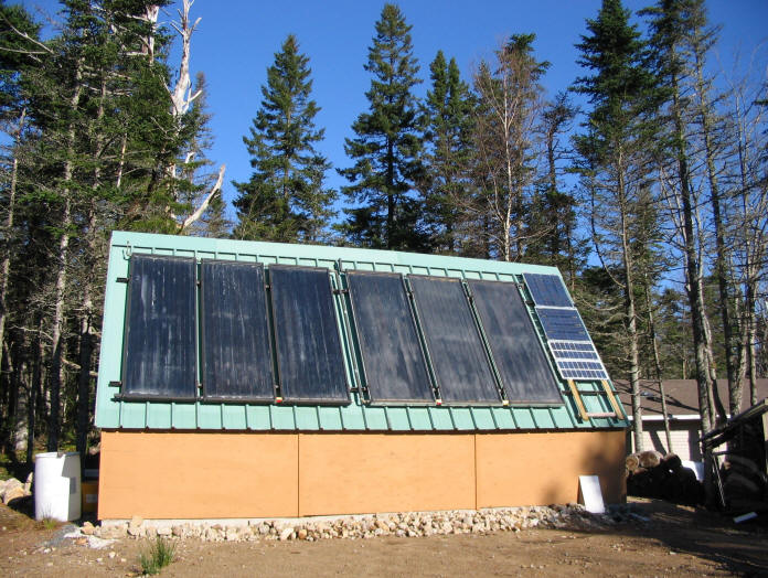 Paul's Solar Shed Heating System